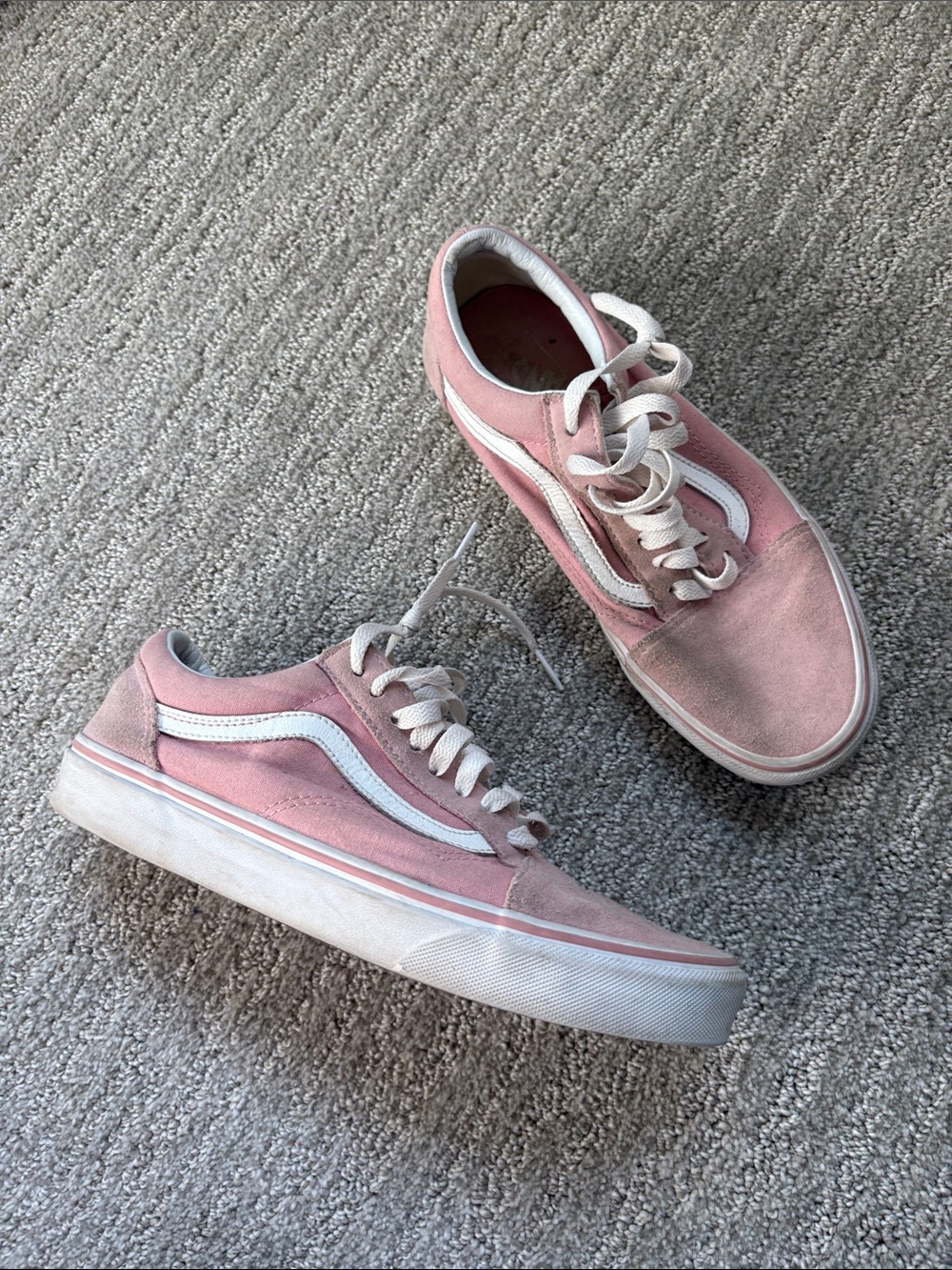 Vans Pink Low-Top Sneakers with White Side Stripe